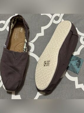Toms Slip-On Canvas Shoes in Brown with White Soles